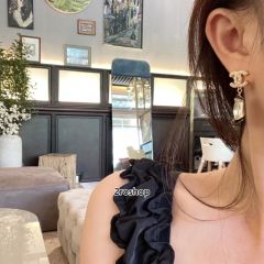 CHANEL 피어싱