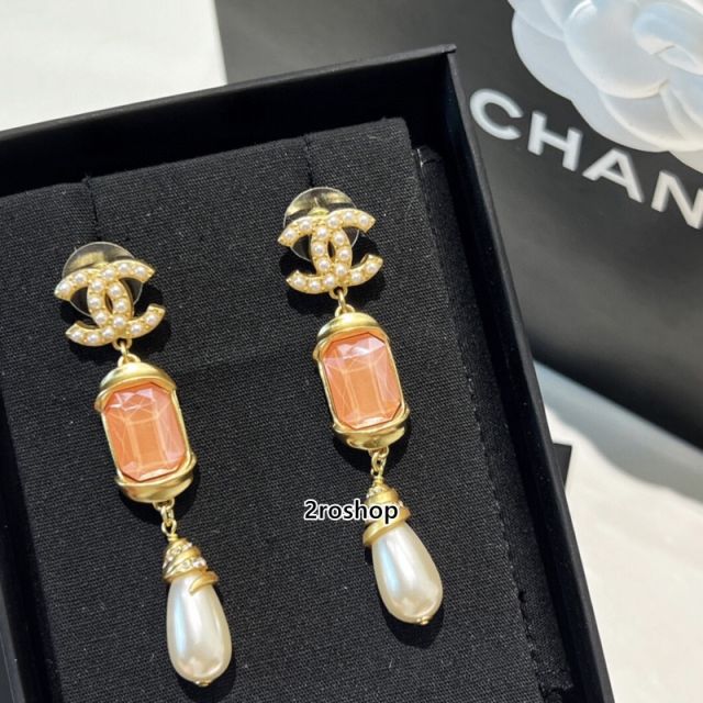CHANEL 피어싱