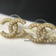 CHANEL 피어싱