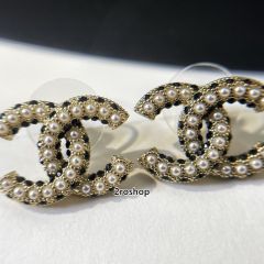CHANEL 피어싱