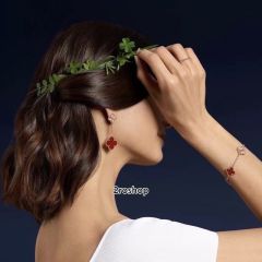 Van Cleef & Arpels 피어싱