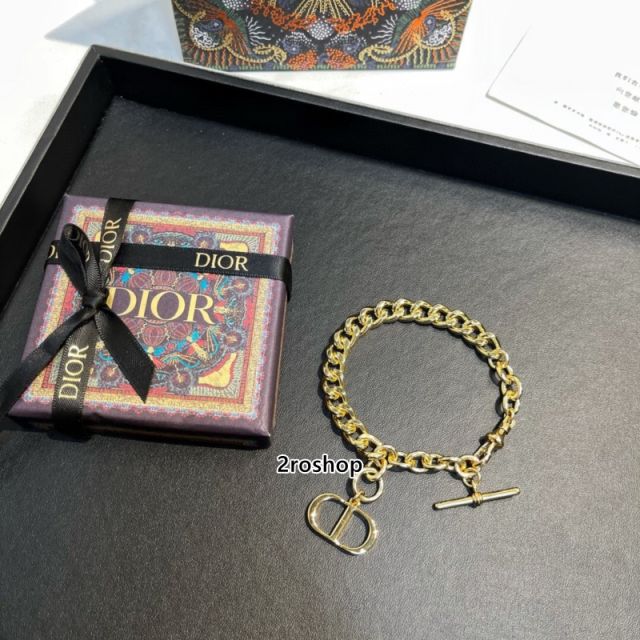 DIOR 목걸이