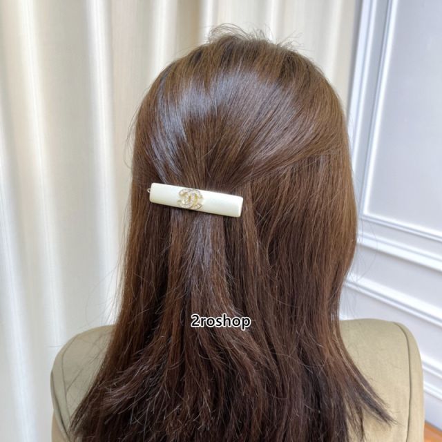 CHANEL 헤어핀