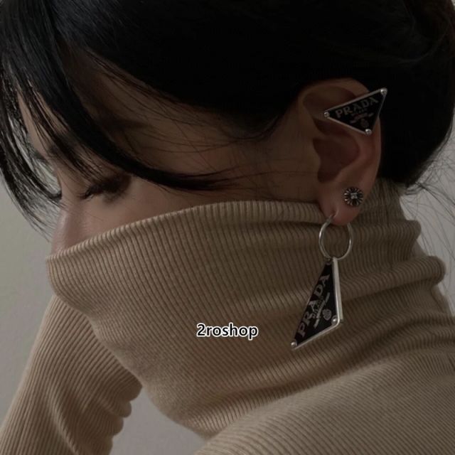 PRADA  귀걸이