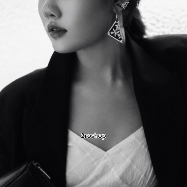 PRADA  귀걸이