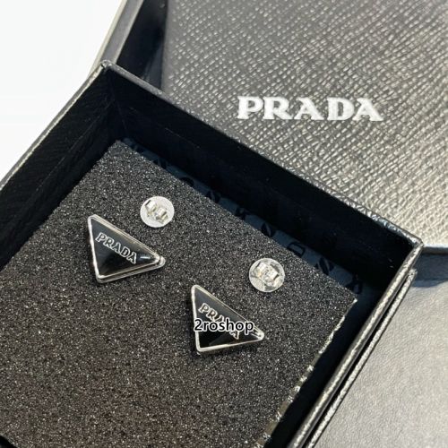 PRADA 피어싱
