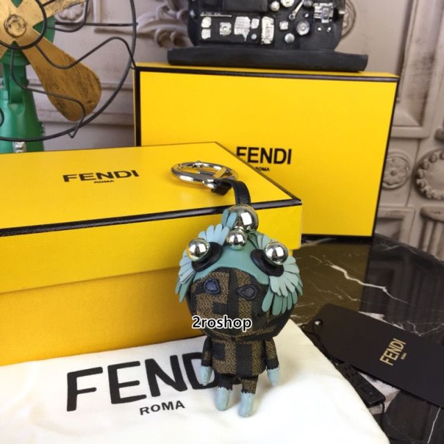 FENDI 키링