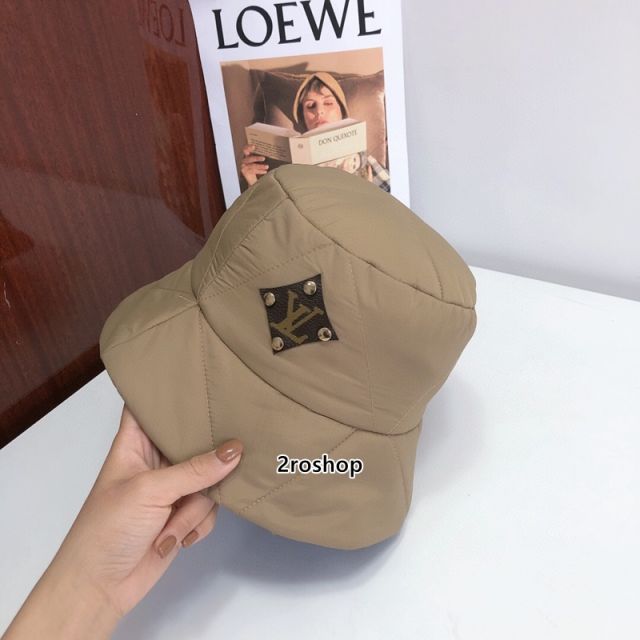 LV 모자