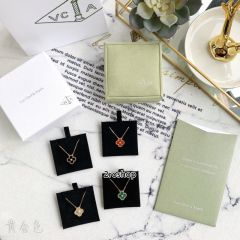 Van Cleef & Arpels 목걸이