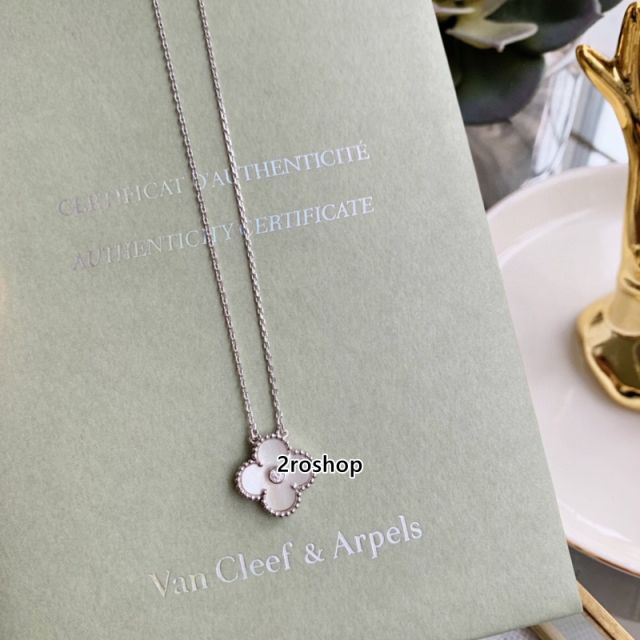 Van Cleef & Arpels 목걸이