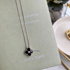 Van Cleef & Arpels 목걸이