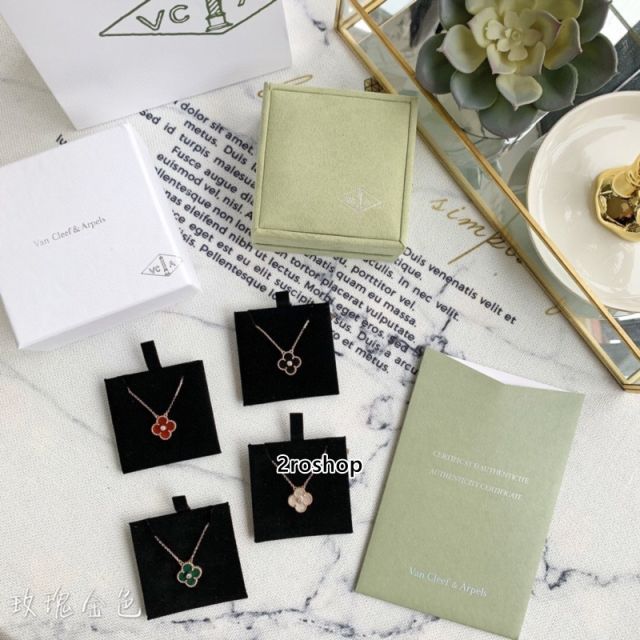 Van Cleef & Arpels 목걸이