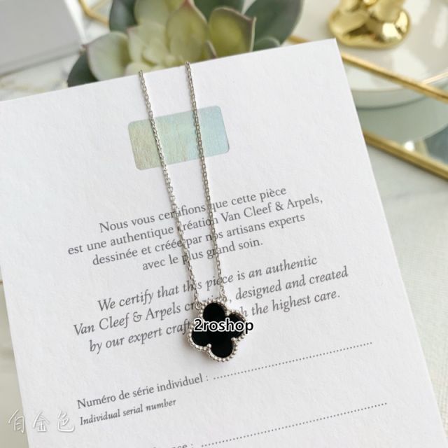 Van Cleef & Arpels 목걸이