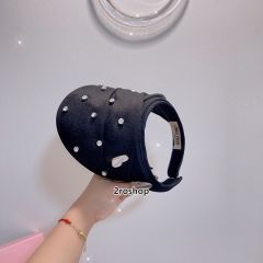 MIUMIU 모자