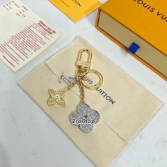 LV 키링