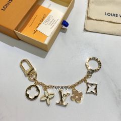 LV 키링