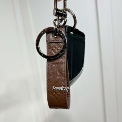 LV 키링