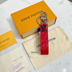 LV 키링