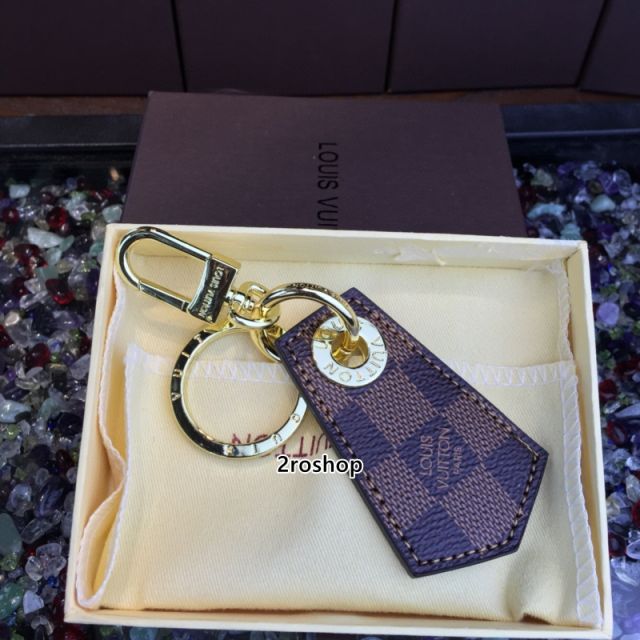 LV 키링