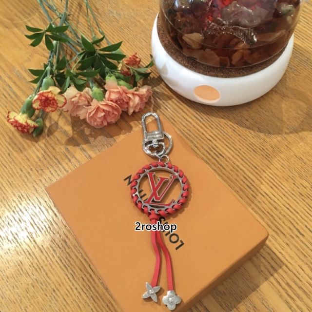 LV 키링