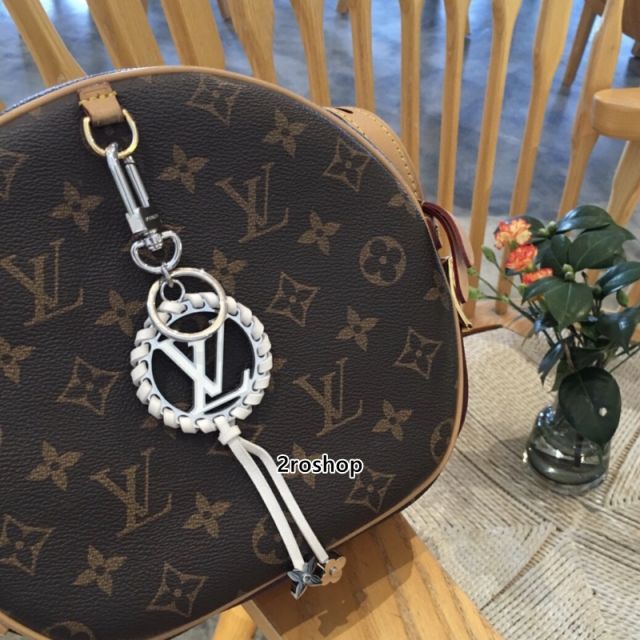 LV 키링
