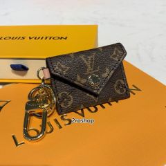 LV 키링