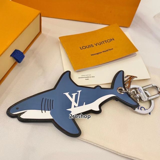LV 키링