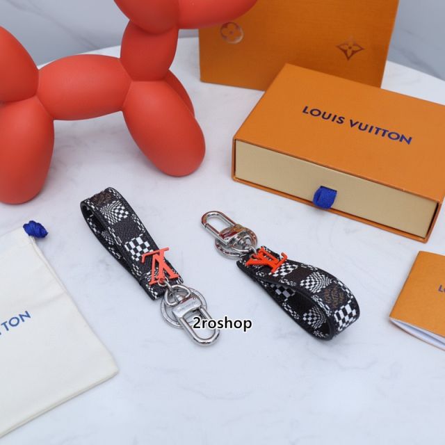 LV 키링