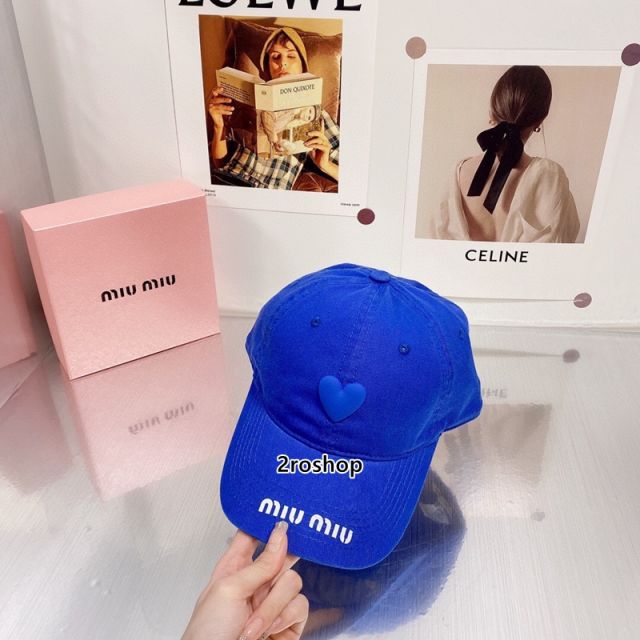 MIUMIU 모자