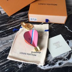 LV 키링