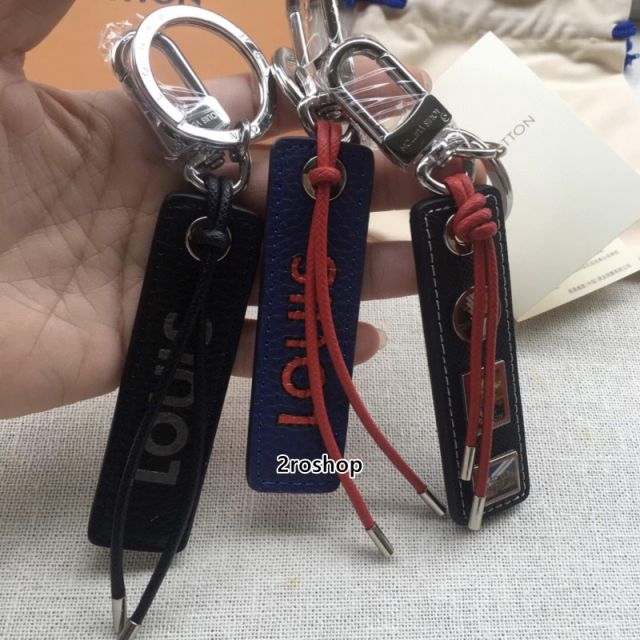 LV 키링
