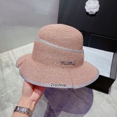MIUMIU 모자