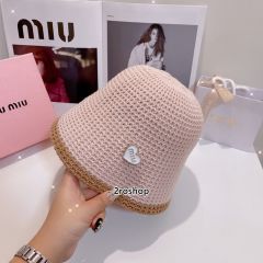 MIUMIU 모자