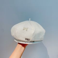 MIUMIU 모자
