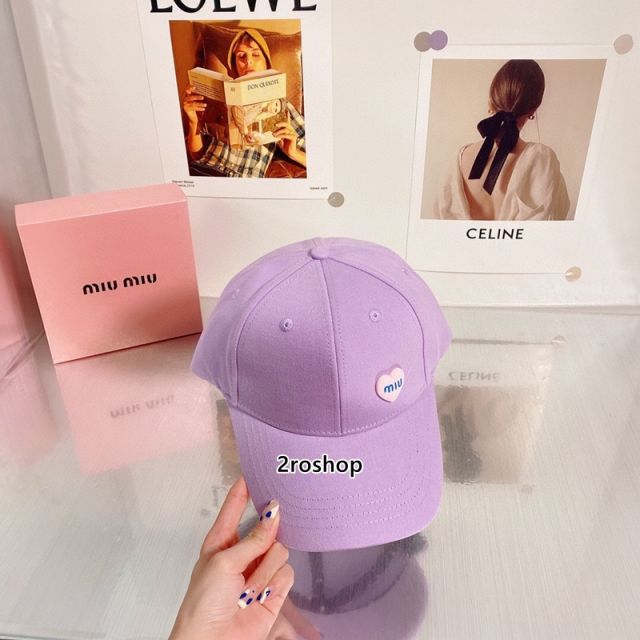 MIUMIU 모자