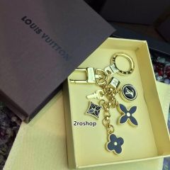 LV 키링