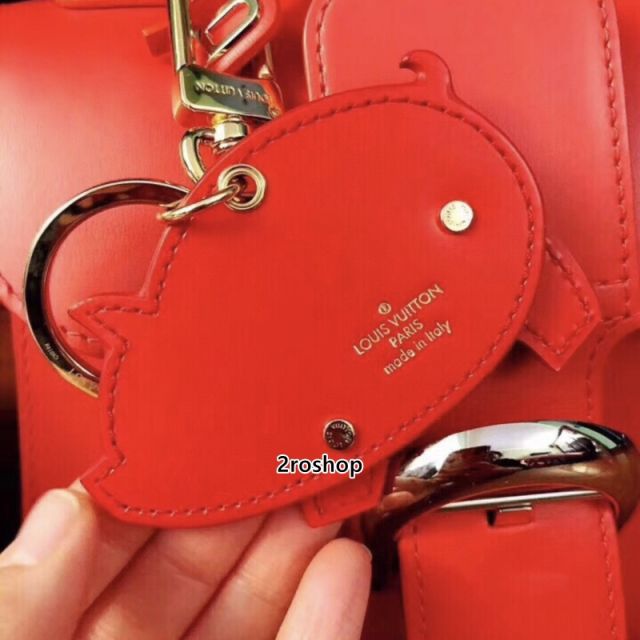 LV 키링