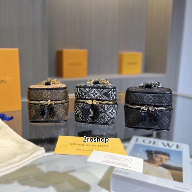 LV 키링