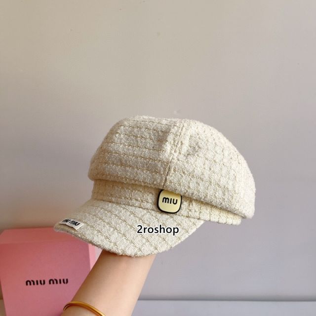 MIUMIU 모자