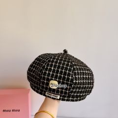 MIUMIU 모자