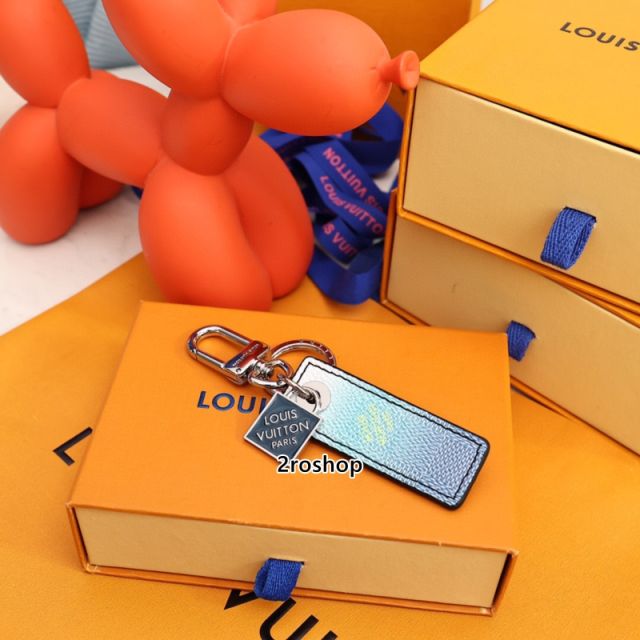 LV 키링
