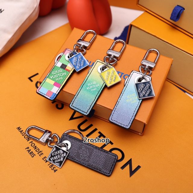 LV 키링