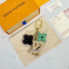 LV 키링
