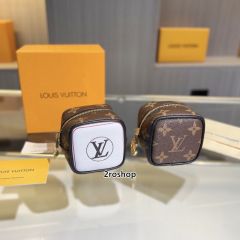 LV 키링