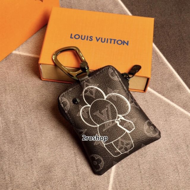 LV 키링