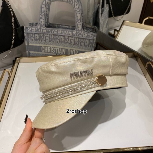 MIUMIU 모자