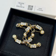 CHANEL 브로치