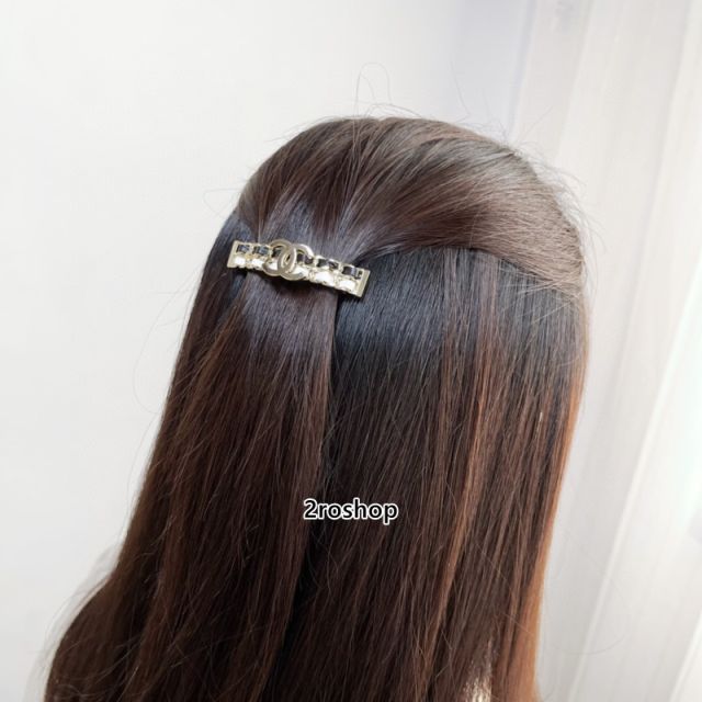 CHANEL 헤어핀