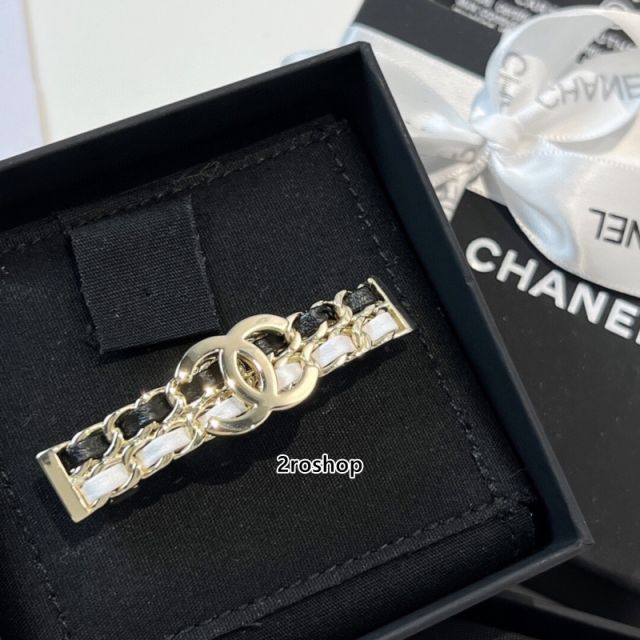 CHANEL 헤어핀
