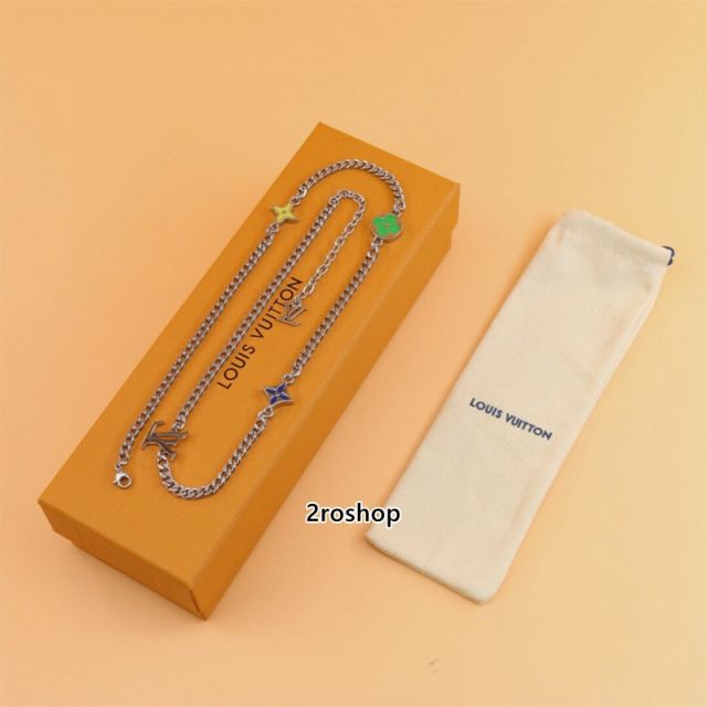 LV 목걸이